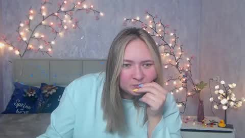 Snapshot of sallyverda chatting on 30, 4, 2026 Sally online show from 30, 4, 2026