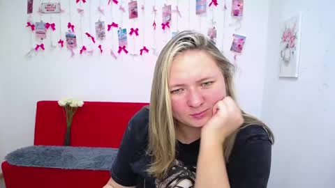 Snapshot of sallyverda chatting on 15, 5, 2026 Sally online show from 15, 5, 2026
