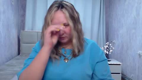 Snapshot of sallyverda chatting on 19, 5, 2026 Sally online show from 19, 5, 2026