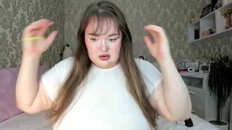 SalmaRoth online show from 12, 10, 2025