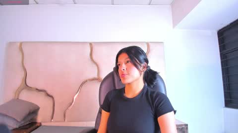 salmaportman_ online show from 7, 6, 2026