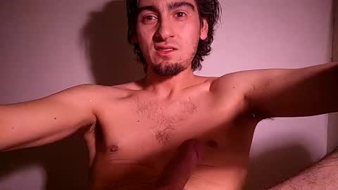 salmonman1305 online show from 28, 2, 2025