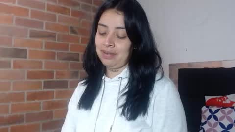   online show from 5, 12, 2025