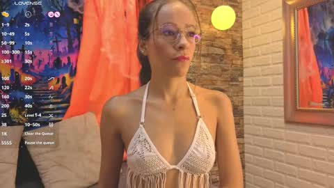 salome_cruxx online show from 5, 10, 2025