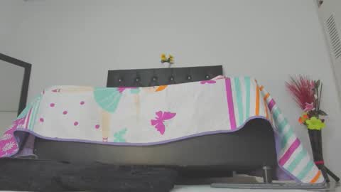 Snapshot of salomeswet chatting on 17, 5, 2026 martina online show from 17, 5, 2026