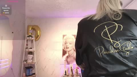 Snapshot of saloomee__ chatting on 29, 9, 2025 SALOME online show from 29, 9, 2025