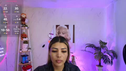 Snapshot of saloomee__ chatting on 5, 11, 2025 SALOME online show from 5, 11, 2025