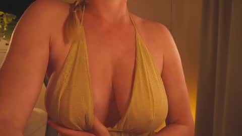 IsaBella-  online show from 26, 4, 2026