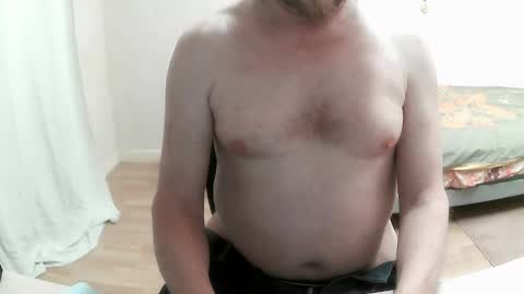 Saltimbanquier  Salt  ou  Banquier  online show from 20, 2, 2025