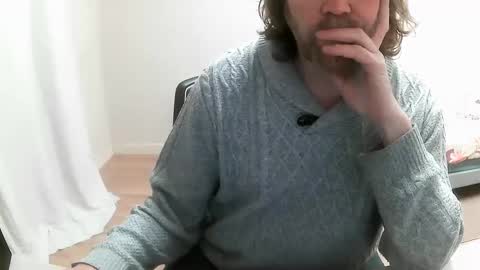 Saltimbanquier  Salt  ou  Banquier  online show from 25, 2, 2025