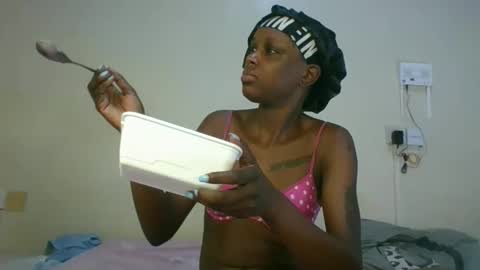 Snapshot of saltysugar20 chatting on 27, 5, 2026 Sugarbabe online show from 27, 5, 2026