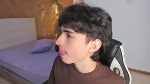 salvatore  online show from 8, 3, 2026