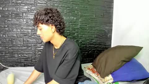 sam_369_ online show from 4, 3, 2025