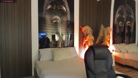 SAM MANSON online show from 22, 4, 2026