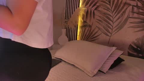 Samaantha  online show from 6, 11, 2025