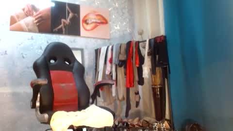 Snapshot of samanta_brownn_ chatting on 11, 6, 2026 samanta online show from 11, 6, 2026