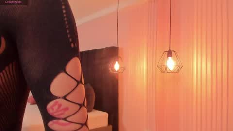 samantha   online show from 21, 6, 2026