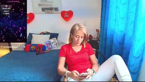 Samanta Stone online show from 19, 2, 2025