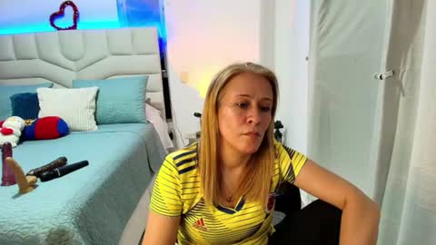 Snapshot of samanta_stone69 chatting on 17, 6, 2026 Samanta Stone online show from 17, 6, 2026