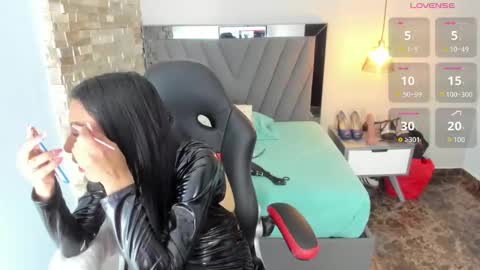    online show from 13, 3, 2026