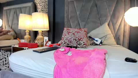 Snapshot of samantamaturehot chatting on 26, 2, 2025 Samanta... online show from 26, 2, 2025