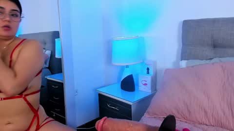 Samantha Vega online show from 11, 3, 2025