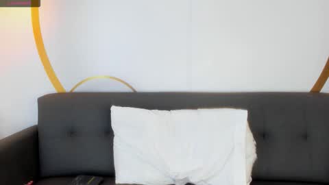 Snapshot of samantha_beckham chatting on 18, 11, 2025 Samantha Beckham online show from 18, 11, 2025