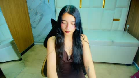 Snapshot of samantha_petite_tf chatting on 28, 4, 2026 Sami online show from 28, 4, 2026