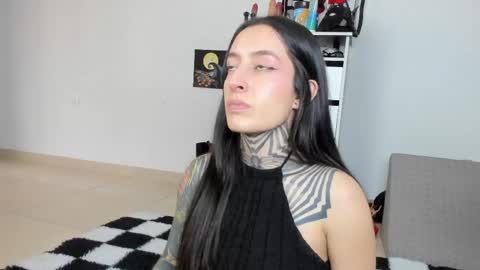 Fernanda online show from 5, 5, 2026