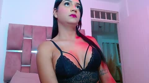 Salome Vargas online show from 2, 4, 2026