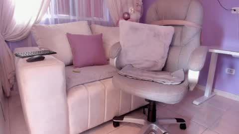 samantha_thompsoon online show from 5, 6, 2026