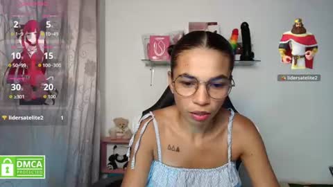 Snapshot of samanthaa_queen chatting on 17, 7, 2026 sam online show from 17, 7, 2026