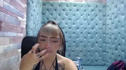 Snapshot of samanthaa_smitth chatting on 21, 9, 2025 Samantha Smitth online show from 21, 9, 2025