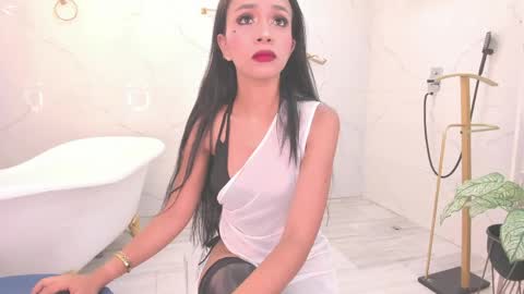 Samantha online show from 4, 6, 2026