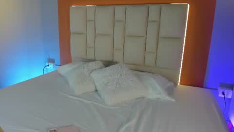 samanthafoxy_ online show from 27, 7, 2026