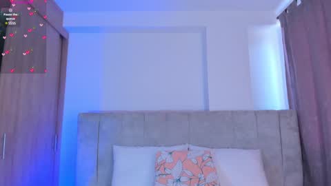 V A  N E S S A  online show from 31, 1, 2025