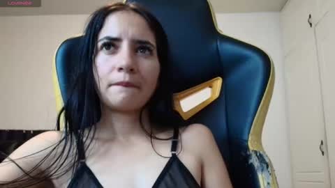 samanthahoteer96 online show from 5, 12, 2025
