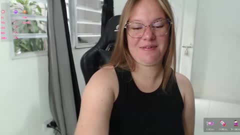 Samantha samy online show from 19, 12, 2025