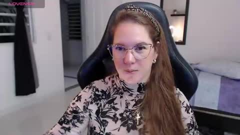 Samantha samy online show from 9, 8, 2026