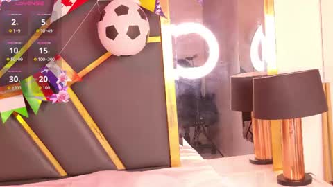 Samantha  online show from 11, 7, 2026