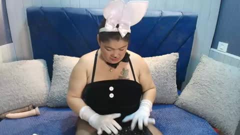 samanthasyedx online show from 15, 4, 2026