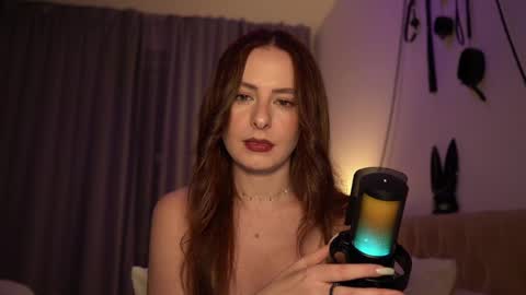 Goddess Samantha Vixen online show from 4, 2, 2025