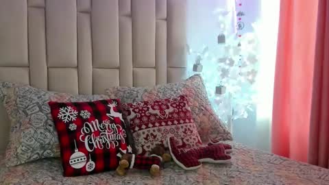 Snapshot of samanthaxmami chatting on 17, 12, 2025 Samixmami online show from 17, 12, 2025