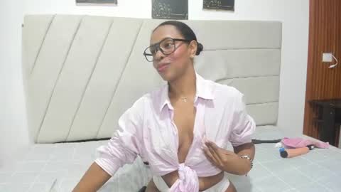 samaraa_smith1 online show from 23, 7, 2026