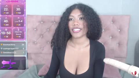 Snapshot of samaragrey18 chatting on 5, 3, 2025 samaragrey18 online show from 5, 3, 2025