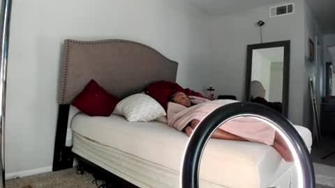 Yaya online show from 13, 9, 2025