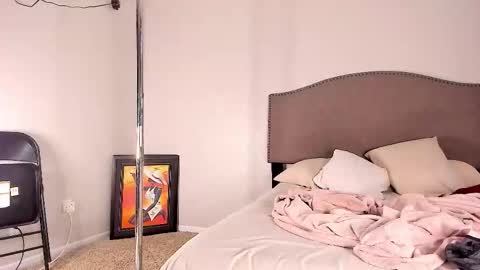 Yaya online show from 17, 10, 2025