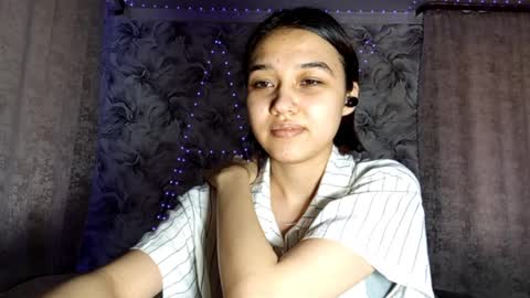 Snapshot of samathabeall chatting on 10, 4, 2026 Samantha online show from 10, 4, 2026