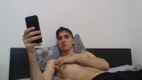 Snapshot of samcumtv chatting on 29, 11, 2025 multitooman online show from 29, 11, 2025