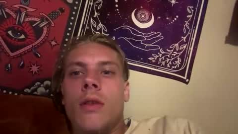 samdawg723718 online show from 29, 7, 2026